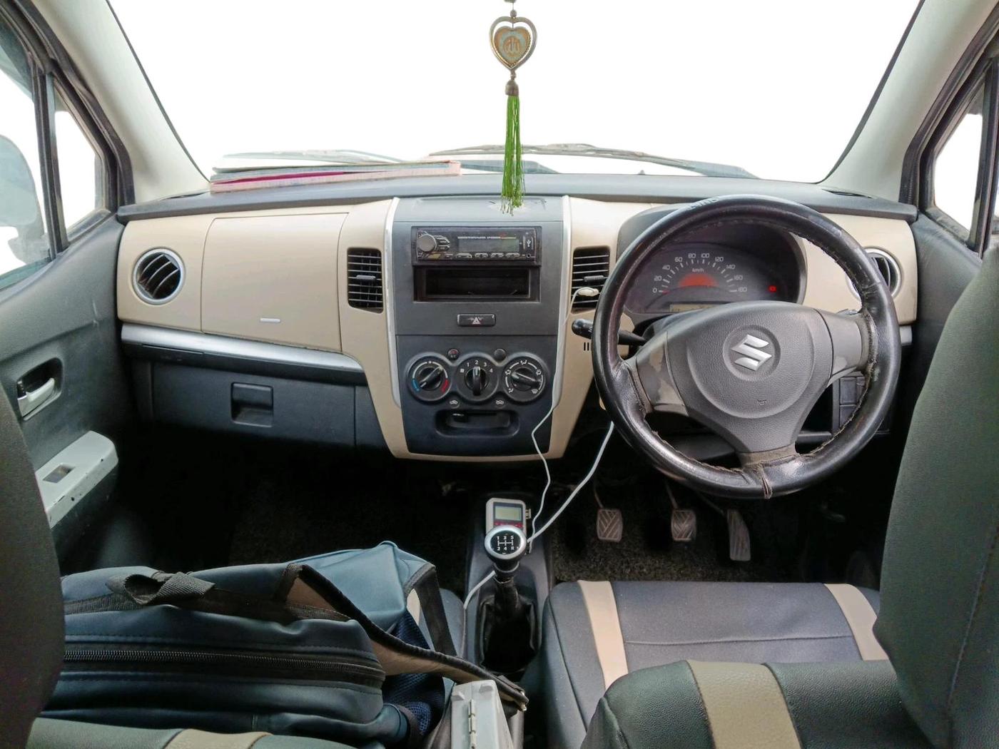 2018 Maruti Wagon R 1.0 LXI CNG, CNG, Manual, 2,61,105 km, interior