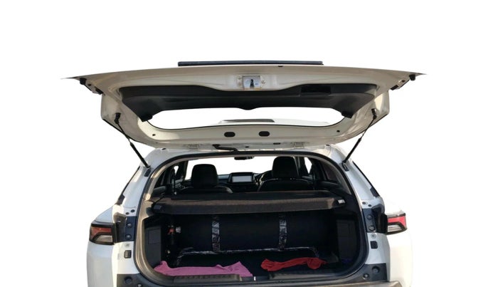 2023 Maruti BREZZA LXI S- CNG, CNG, Manual, 57,302 km, exterior