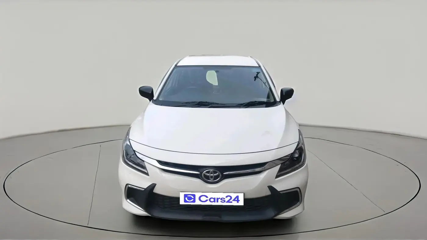 2024 Toyota Glanza E, Petrol, Manual, 12,055 km, exterior