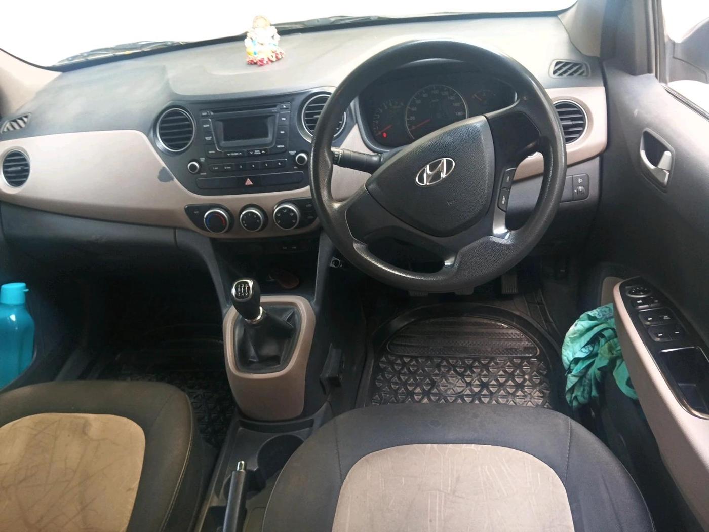 2014 Hyundai Grand i10 SPORTZ 1.2 KAPPA VTVT, Petrol, Manual, 69,044 km, interior