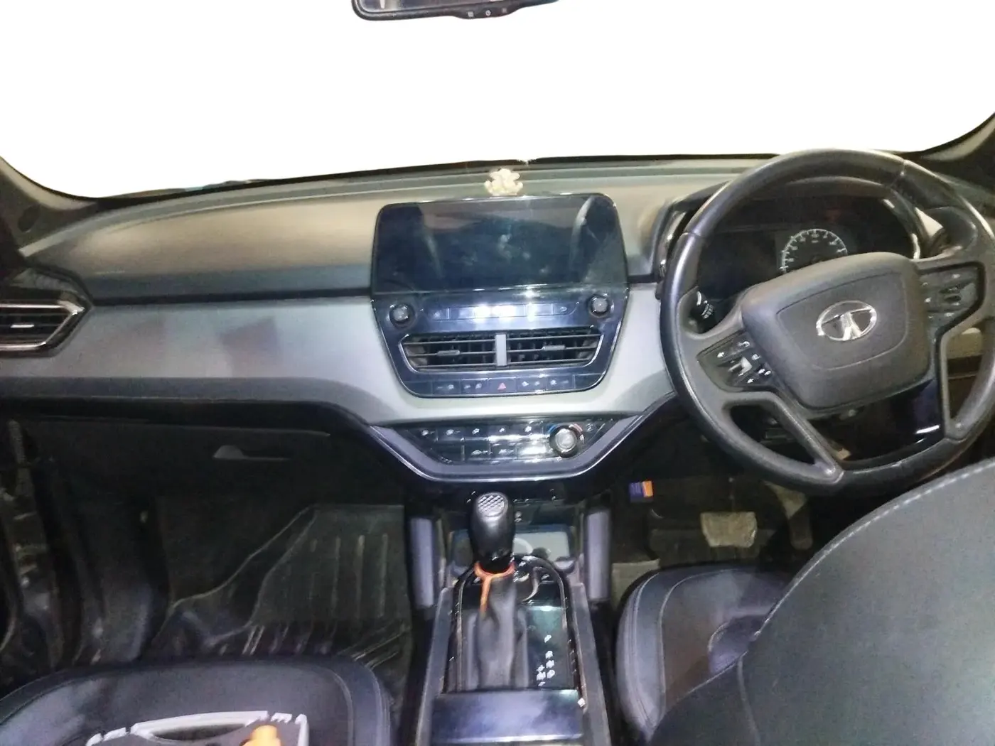 2022 Tata Harrier XZA 2.0L DARK EDITION, Diesel, Automatic, 30,815 km, interior