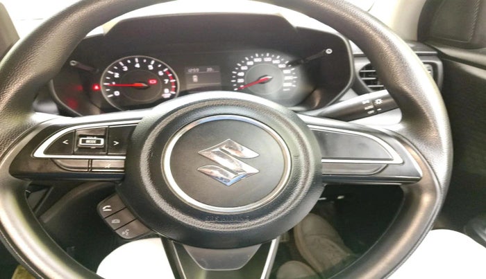 2025 Maruti Swift ZXi, Petrol, Manual, 16,965 km, interior