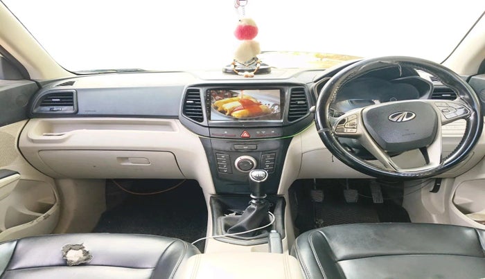2021 Mahindra XUV300 W4 1.5 DIESEL, Diesel, Manual, 79,878 km, interior
