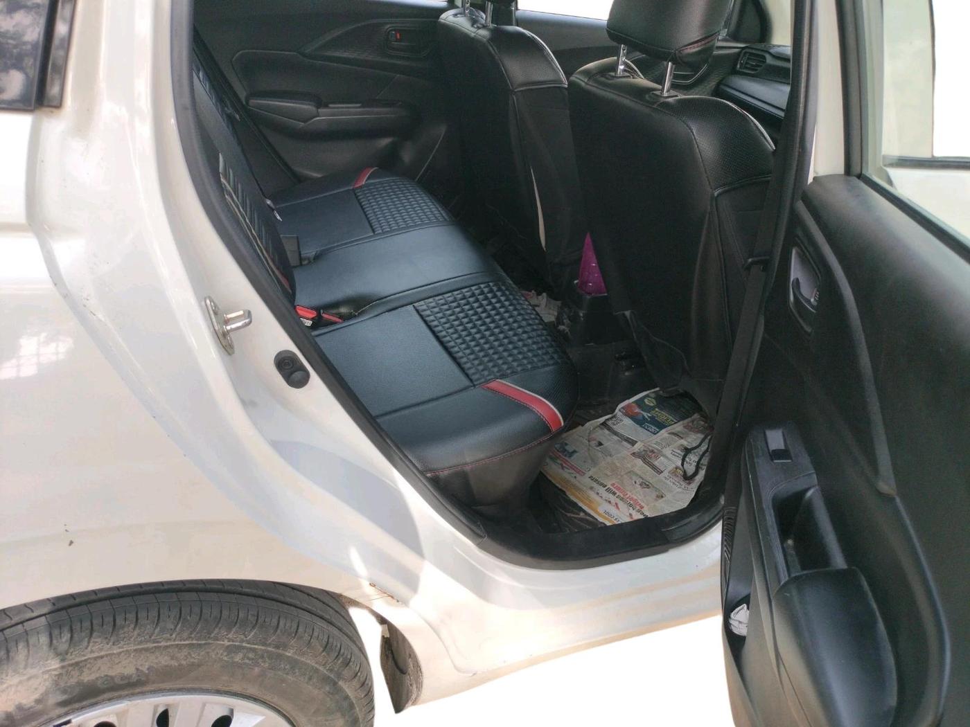 2024 Maruti Swift LXi, Petrol, Manual, 8,609 km, interior