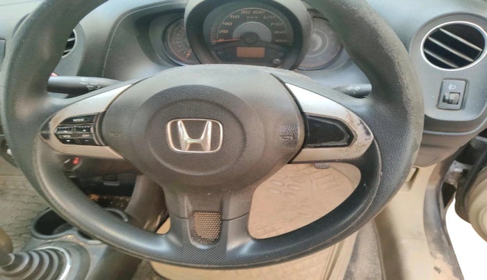 2014 Honda Amaze 1.2L I-VTEC S, Petrol, Manual, 84,194 km, interior