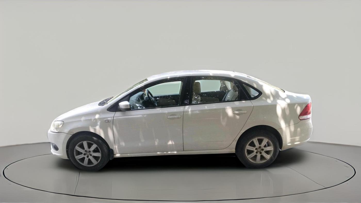 2012 Volkswagen Vento HIGHLINE PETROL AT, Petrol, Automatic, 50,702 km, exterior