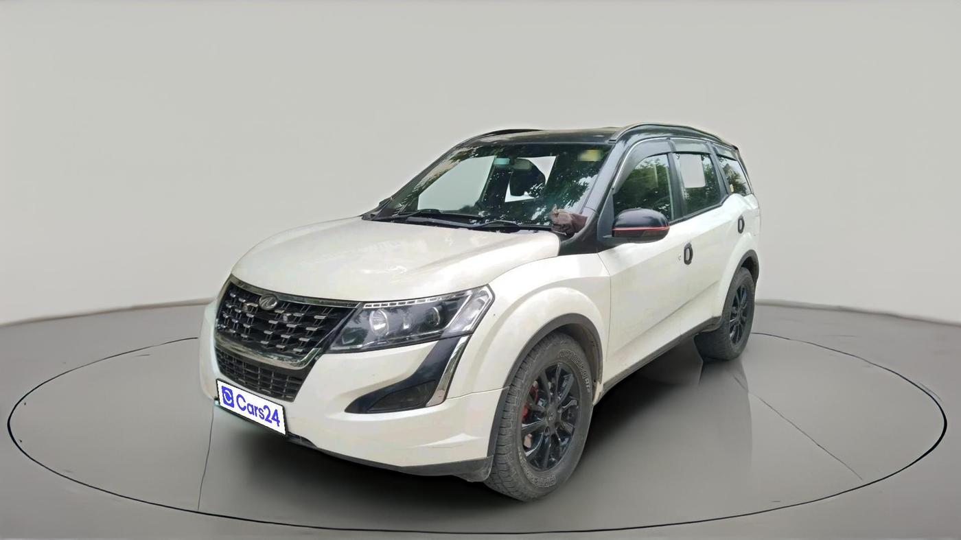 2021 Mahindra XUV500 W7, Diesel, Manual, 99,588 km, exterior