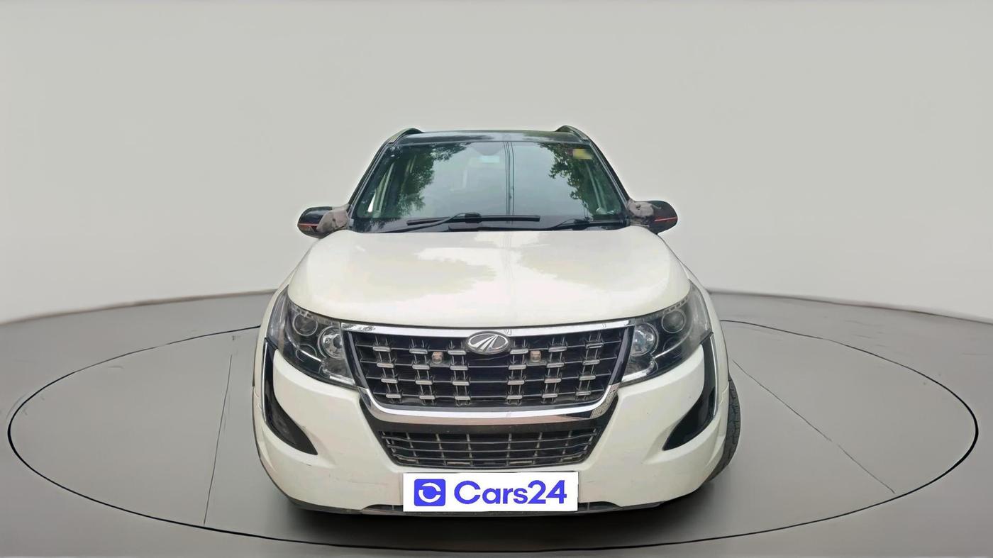 2021 Mahindra XUV500 W7, Diesel, Manual, 99,588 km, exterior