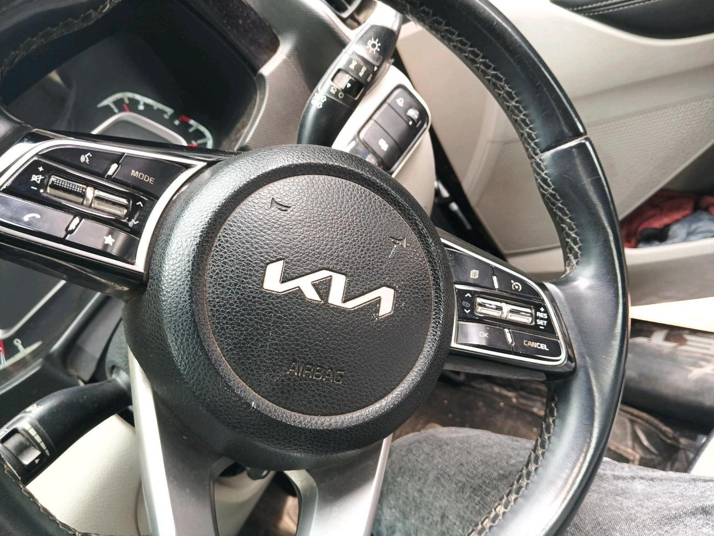 2021 KIA SONET HTX 1.0 IMT, Petrol, Manual, 76,978 km, interior