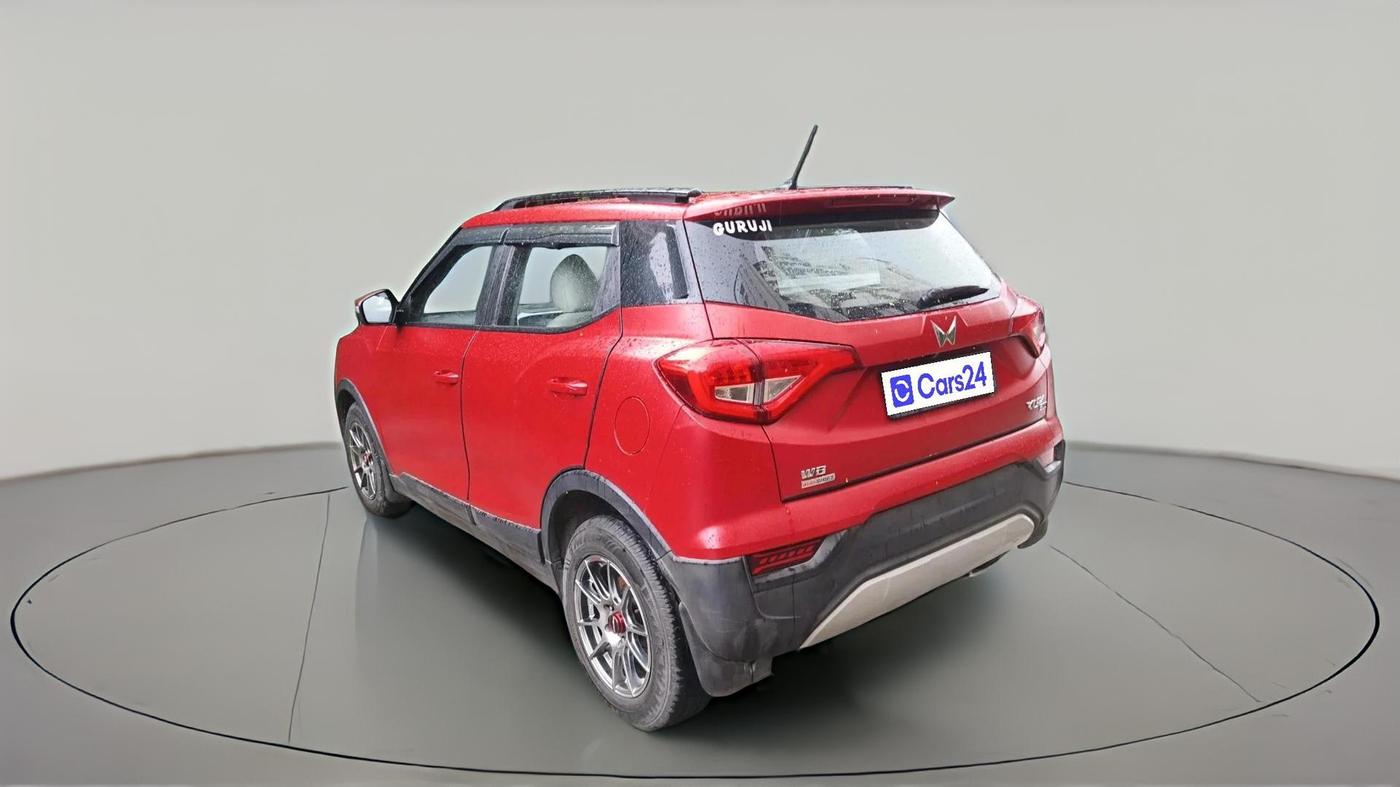 2023 Mahindra XUV300 W8 (O) 1.5 DIESEL AMT, Diesel, Automatic, 64,533 km, exterior