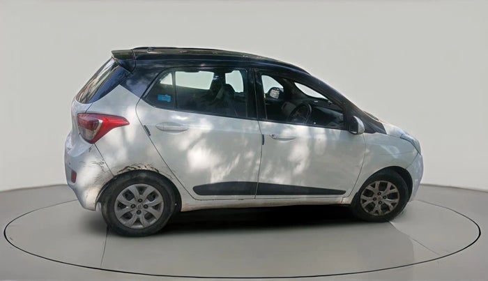 2015 Hyundai Grand i10 SPORTZ 1.2 KAPPA VTVT, CNG, Manual, 1,65,292 km, exterior