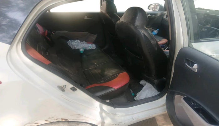 2015 Hyundai Grand i10 SPORTZ 1.2 KAPPA VTVT, CNG, Manual, 1,65,292 km, interior