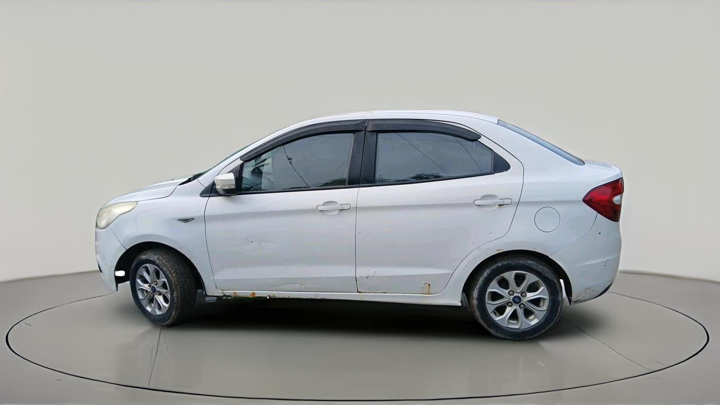 2015 Ford Figo Aspire TITANIUM 1.2 PETROL, Petrol, Manual, 1,14,436 km, exterior