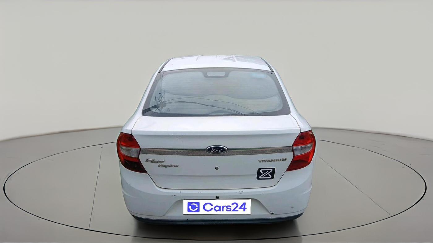 2015 Ford Figo Aspire TITANIUM 1.2 PETROL, Petrol, Manual, 1,14,436 km, exterior