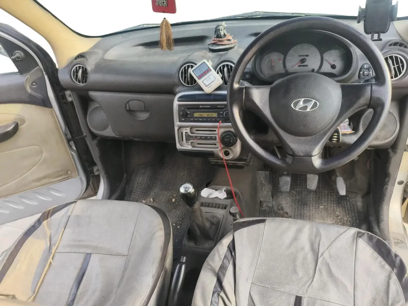 2011 Hyundai Santro Xing GLS, CNG, Manual, 3,34,914 km, interior