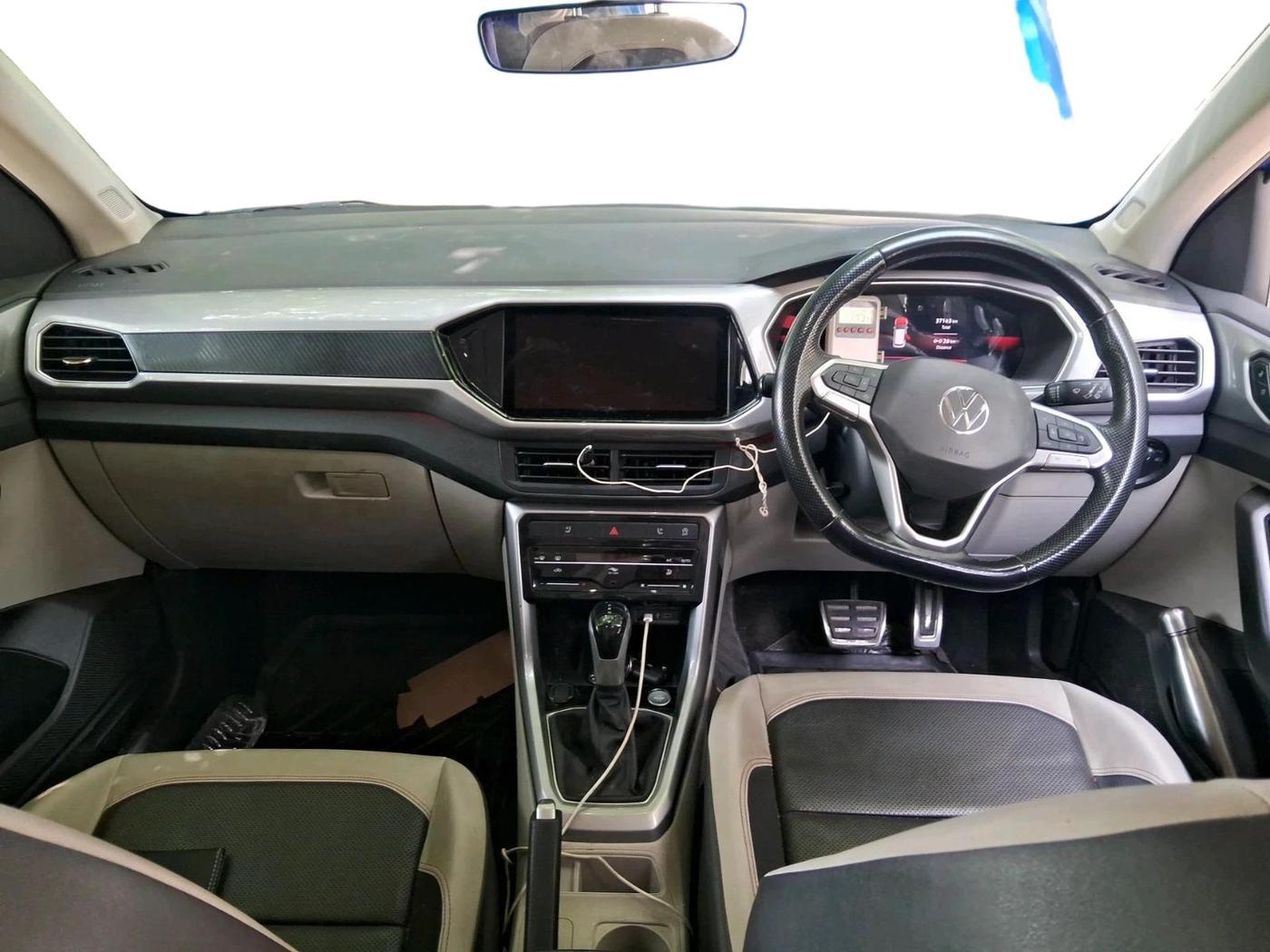 2022 Volkswagen TAIGUN GT PLUS 1.5 TSI DSG, Petrol, Automatic, 37,143 km, interior