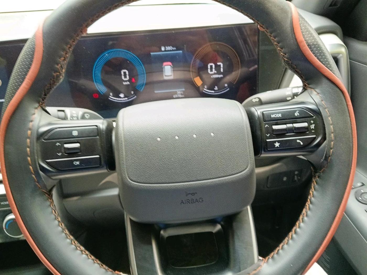 2025 Hyundai VENUE HX 5 1.2 Petrol MT, Petrol, Manual, 6,978 km, interior