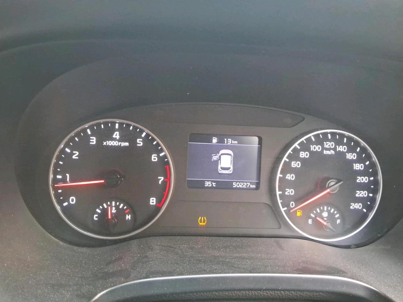 2022 KIA SELTOS HTE 1.5 PETROL, Petrol, Manual, 50,227 km, interior
