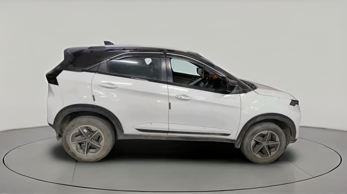 2024 Tata NEXON CREATIVE + SUNROOF 1.2 PETROL, Petrol, Manual, 26,361 km, exterior