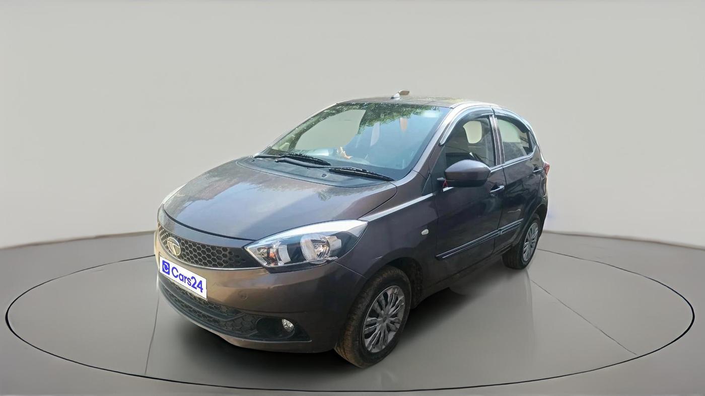 2017 Tata Tiago XT PETROL, Petrol, Manual, 60,451 km, exterior