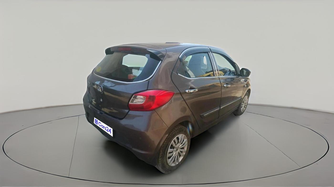 2017 Tata Tiago XT PETROL, Petrol, Manual, 60,451 km, exterior