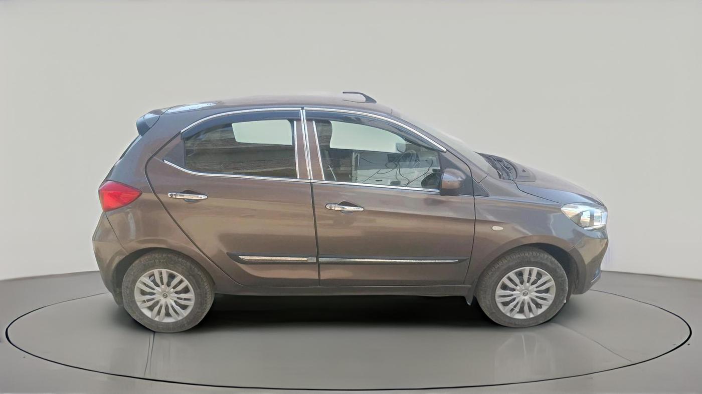 2017 Tata Tiago XT PETROL, Petrol, Manual, 60,451 km, exterior