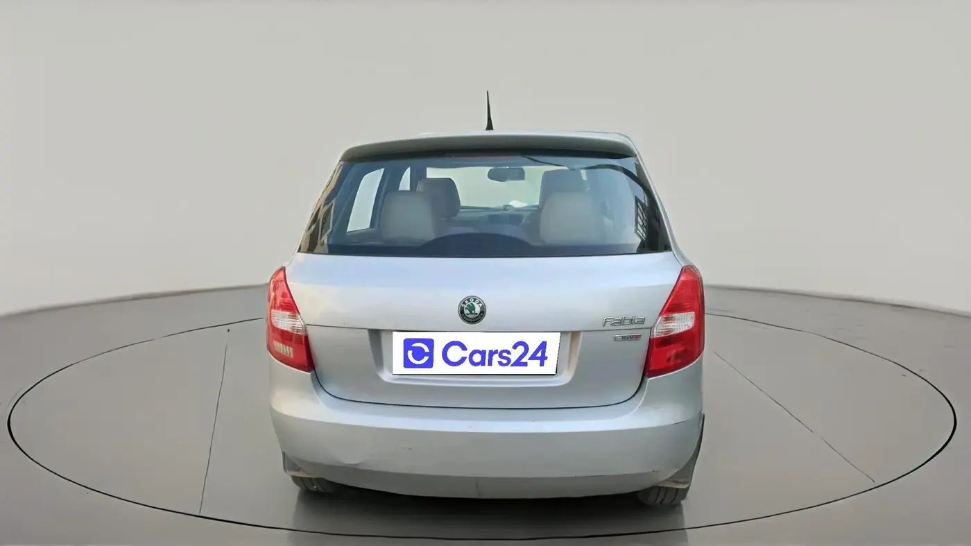 2011 Skoda Fabia ELEGANCE 1.6 MPI, Petrol, Manual, 67,561 km, exterior