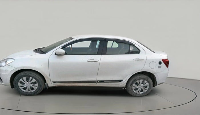 2022 Maruti Dzire VXI CNG, CNG, Manual, 43,459 km, exterior