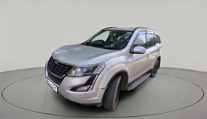2018 Mahindra XUV500 W7, Diesel, Manual, 99,192 km, exterior