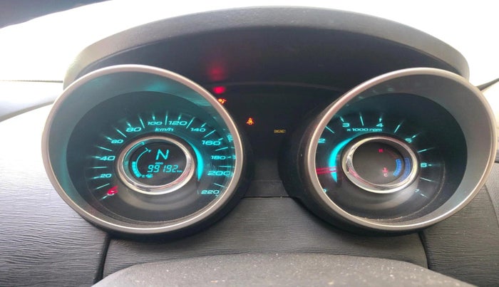 2018 Mahindra XUV500 W7, Diesel, Manual, 99,192 km, interior