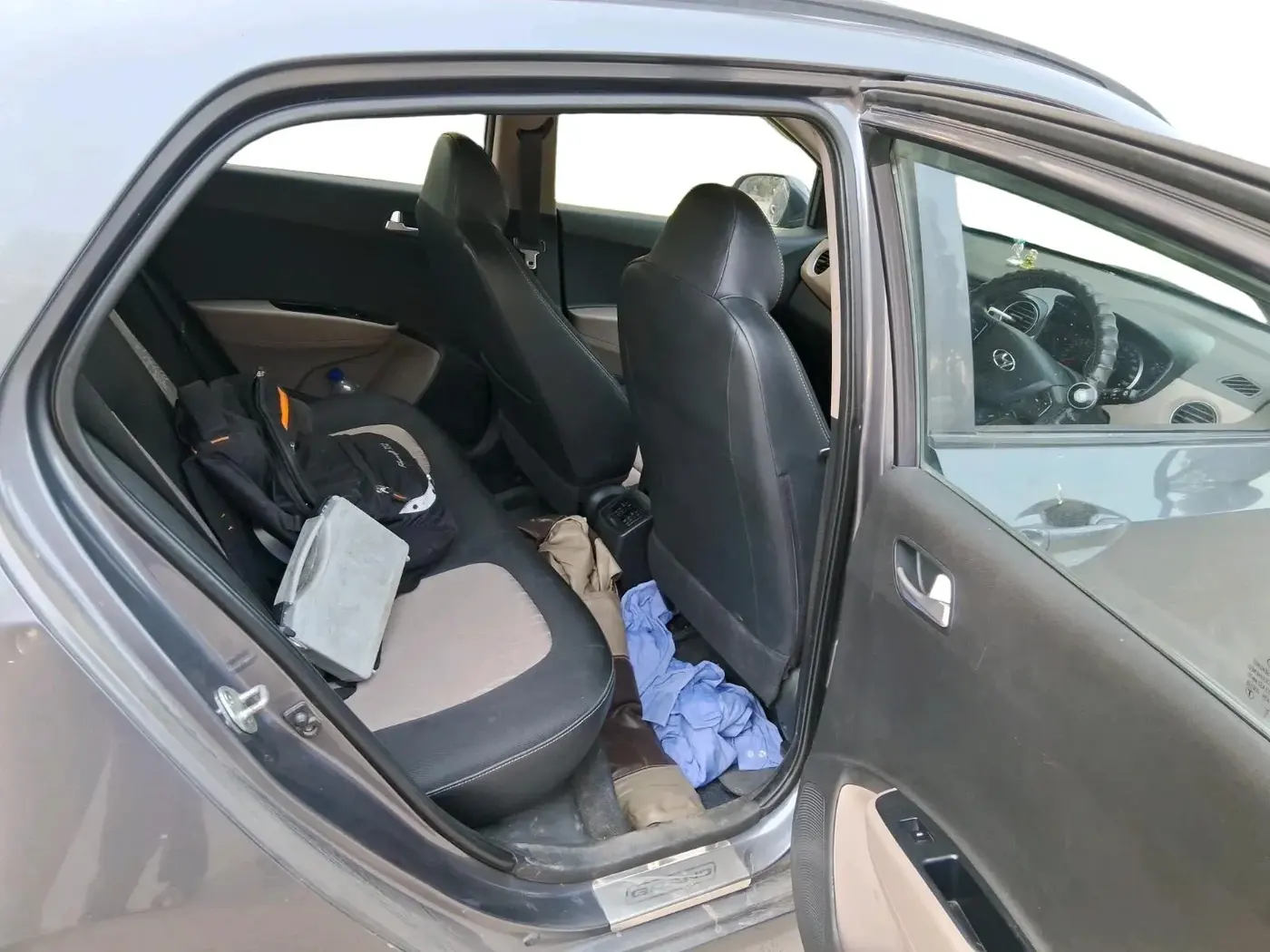 2015 Hyundai Grand i10 SPORTZ 1.2 KAPPA VTVT, Petrol, Manual, 80,009 km, interior