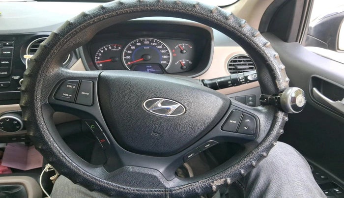2015 Hyundai Grand i10 SPORTZ 1.2 KAPPA VTVT, Petrol, Manual, 80,009 km, interior