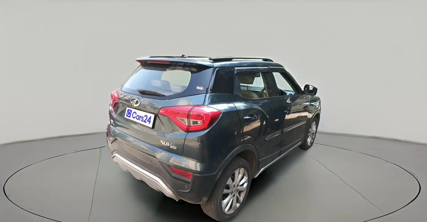 2019 Mahindra XUV300 W8 1.5 DIESEL AMT, Diesel, Automatic, 84,952 km, exterior