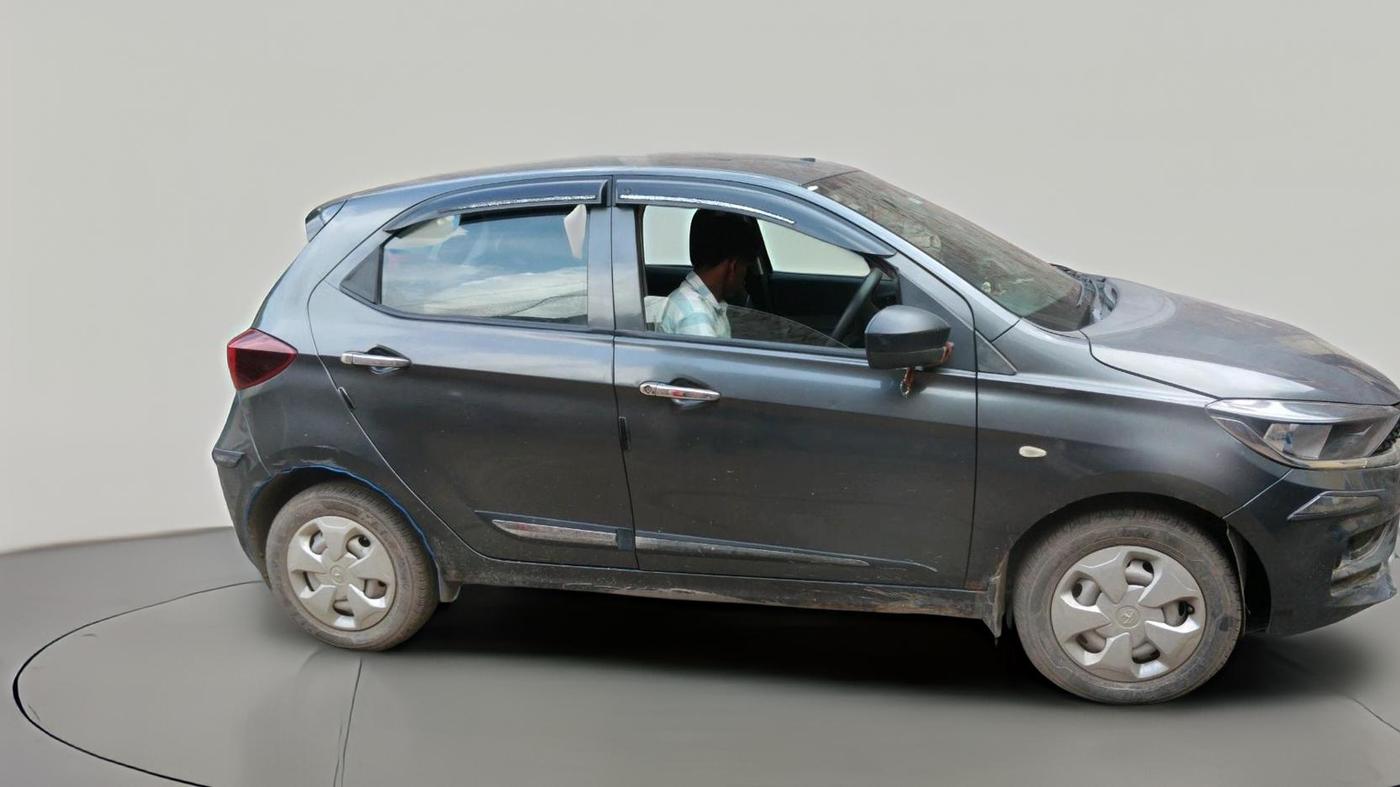 2023 Tata Tiago XM CNG, CNG, Manual, 28,449 km, exterior
