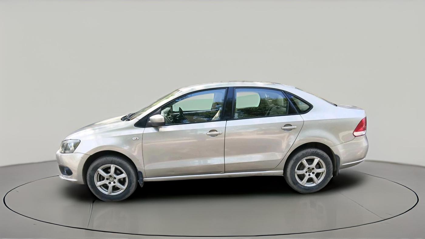 2013 Volkswagen Vento HIGHLINE 1.6 MPI, Petrol, Manual, 93,404 km, exterior