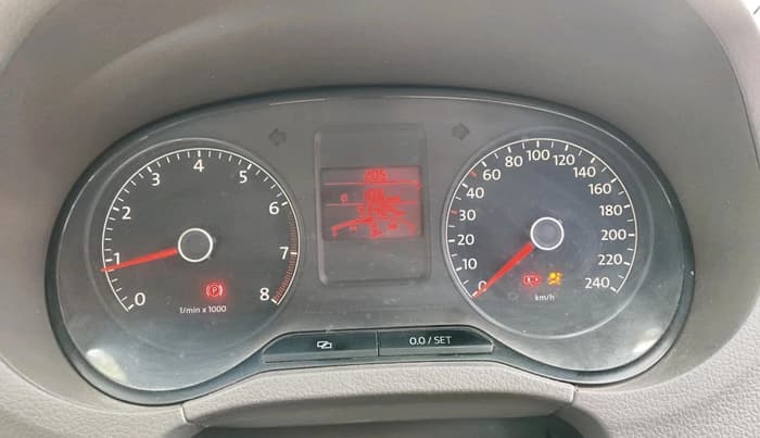 2013 Volkswagen Vento HIGHLINE 1.6 MPI, Petrol, Manual, 93,404 km, interior