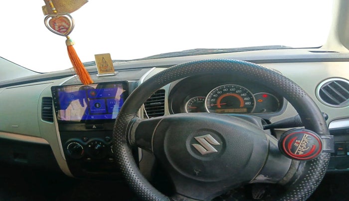 2016 Maruti Wagon R 1.0 VXI, CNG, Manual, 84,455 km, interior