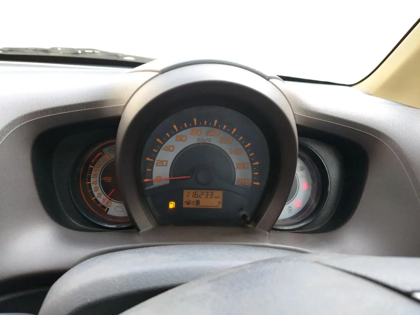 2012 Honda Brio S MT, CNG, Manual, 1,16,233 km, interior