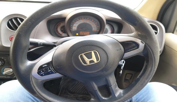 2012 Honda Brio S MT, CNG, Manual, 1,16,233 km, interior