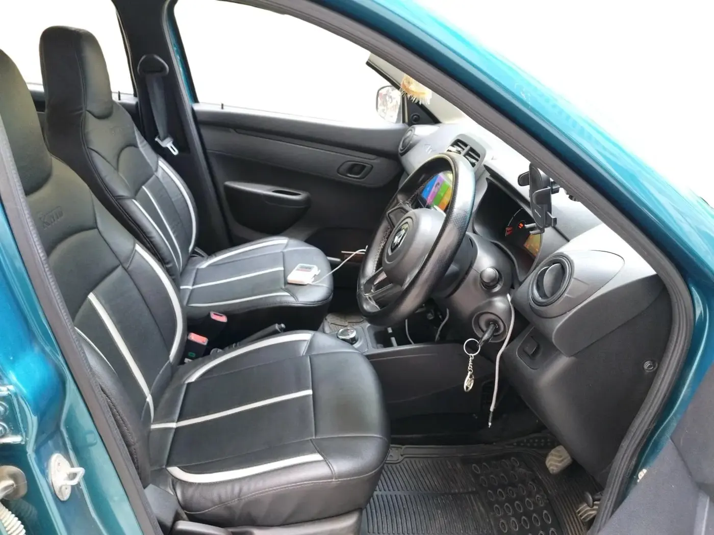 2021 Renault Kwid RXL 1.0 AMT, Petrol, Automatic, 30,146 km, interior