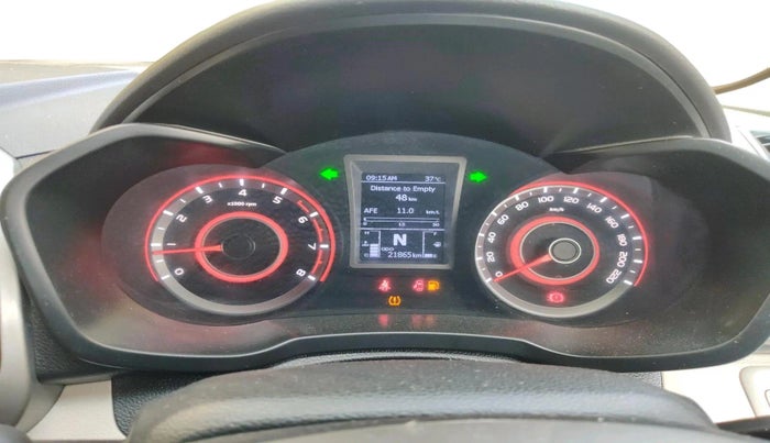 2023 Mahindra XUV300 W8 1.2 PETROL, Petrol, Manual, 21,865 km, interior