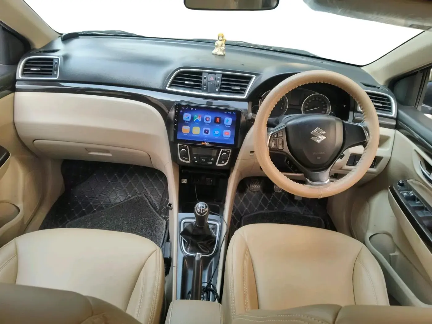 2018 Maruti Ciaz DELTA 1.4 MT PETROL, Petrol, Manual, 1,05,716 km, interior