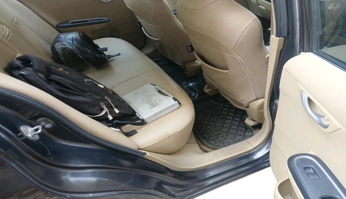 2016 Honda Amaze 1.2L I-VTEC VX, Petrol, Manual, 1,02,812 km, interior