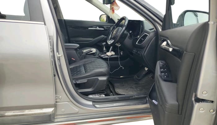 2021 KIA SELTOS HTX ANNIVERSARY EDITION 1.5 PETROL, Petrol, Manual, 1,36,890 km, interior