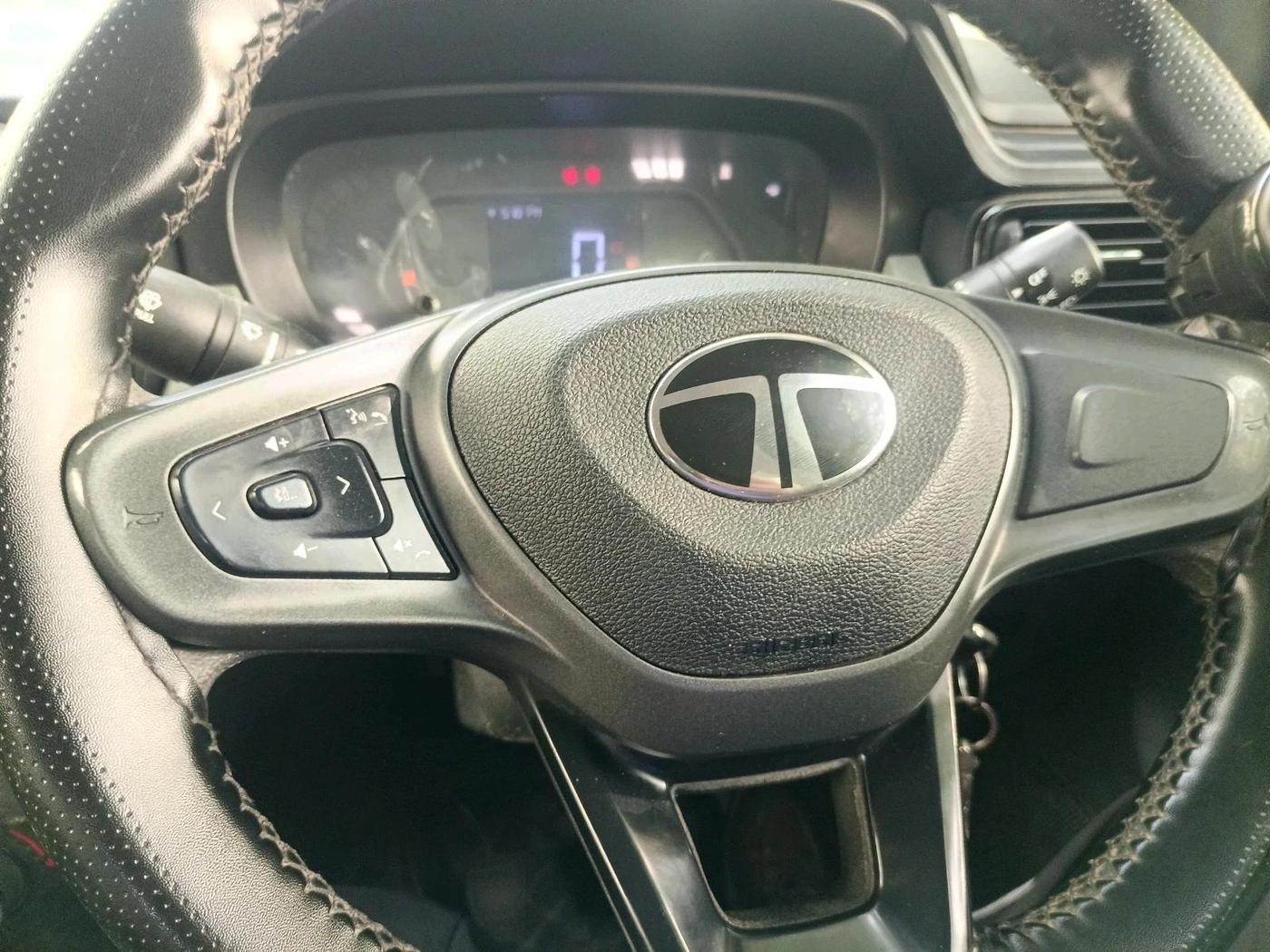 2024 Tata PUNCH ADVENTURE MT CNG , CNG, Manual, 95,276 km, interior