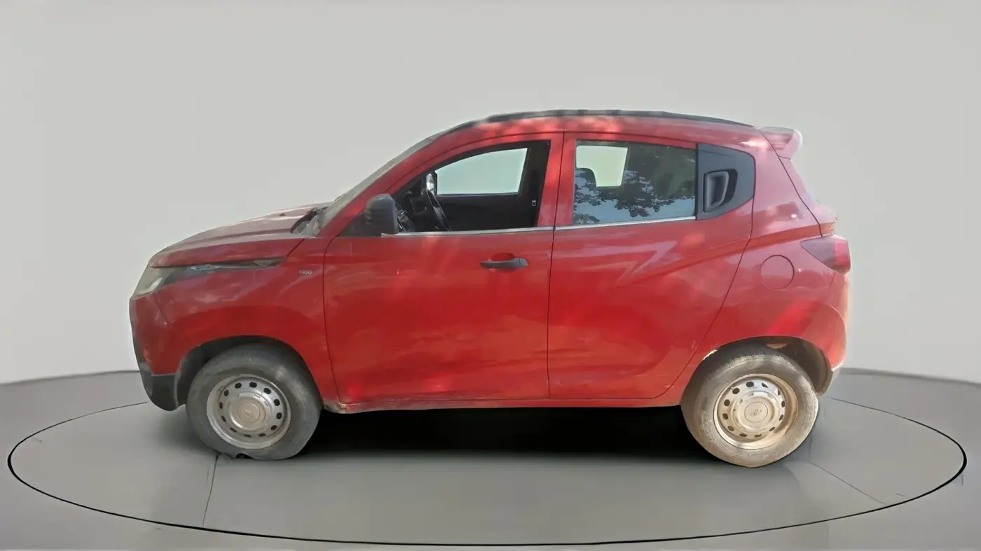 2016 Mahindra Kuv100 K2 6 STR, Petrol, Manual, 18,670 km, exterior