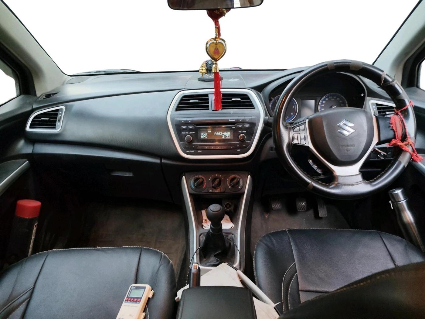 2017 Maruti S Cross DELTA 1.6, Diesel, Manual, 69,873 km, interior