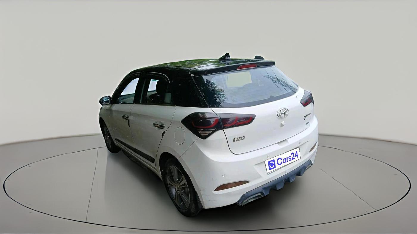 2016 Hyundai Elite i20 SPORTZ 1.2, CNG, Manual, 1,23,987 km, exterior