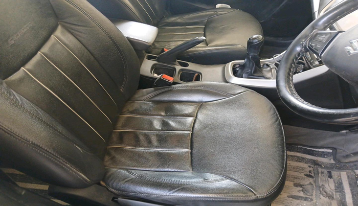 2017 Maruti S Cross ZETA 1.3, Diesel, Manual, 1,46,231 km, interior
