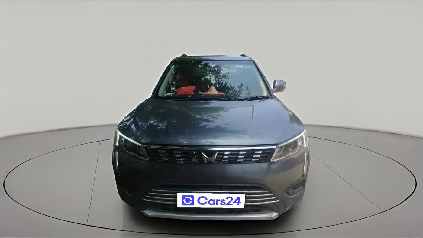2022 Mahindra XUV300 W8 1.5 DIESEL, Diesel, Manual, 66,092 km, exterior